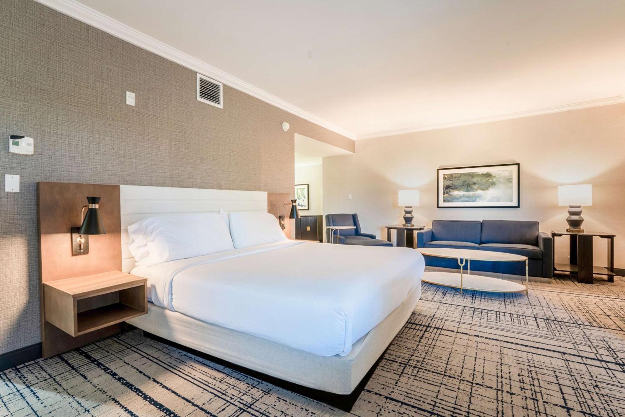 Hotel Doubletree By Hilton South Charlotte Tyvola Exterior foto